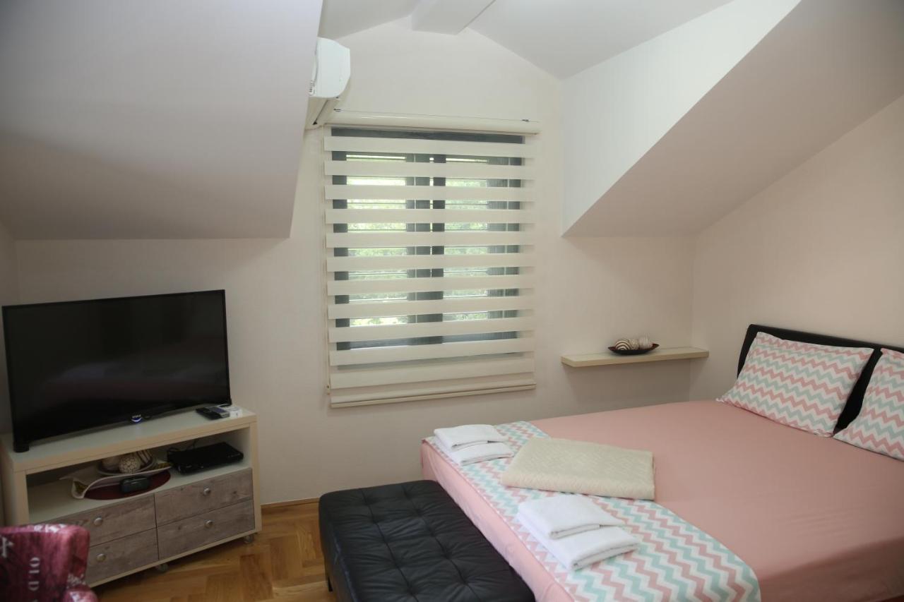Apartmani Dijana 2 Kotor Ngoại thất bức ảnh